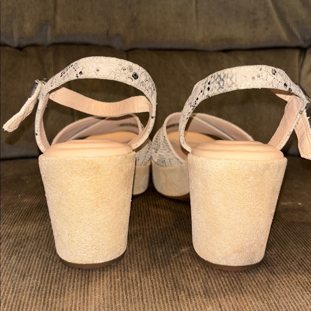 Clarks Maritsa 70 Strap Snake Print Platform Sandals- 7 - Picture 6 of 8
